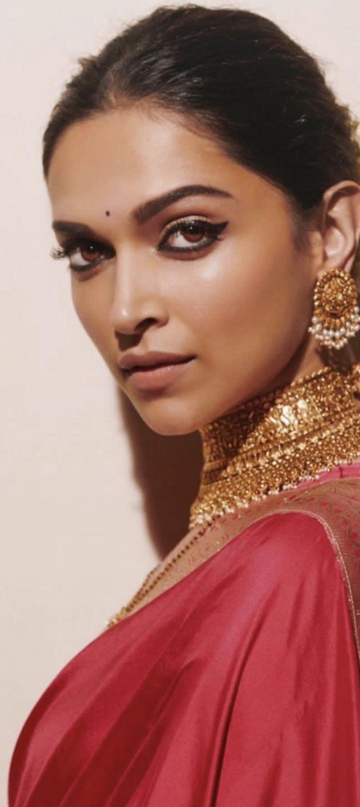 Bollywood Actress Artificial Jewellery Collections in 2023