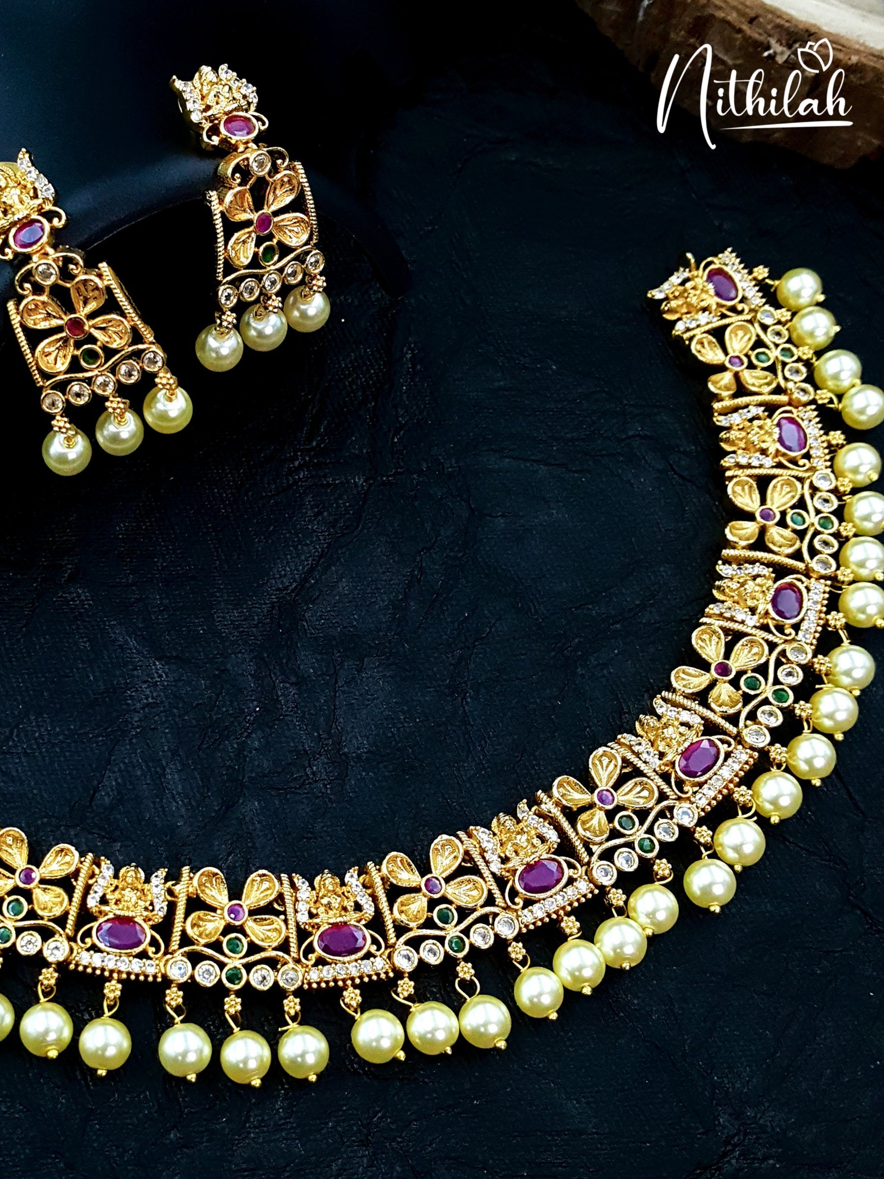 Lakshmi with Flowers Gold Necklace Design
