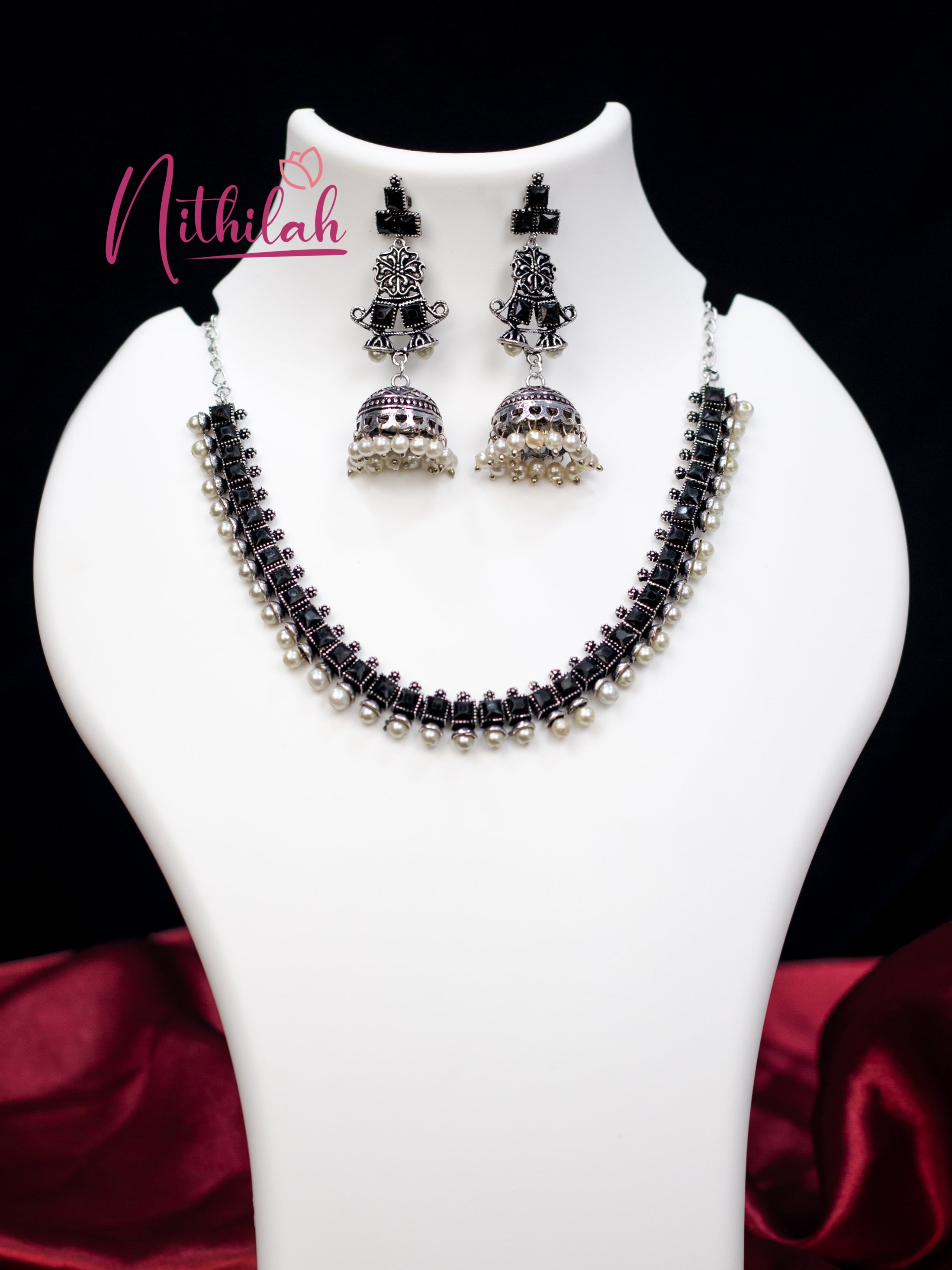 SQUARE STONE OXIDISED SILVER NECKLACE - Black N10N153