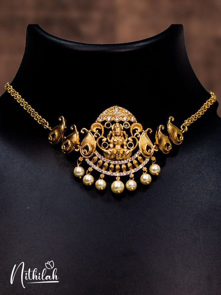 Choker Necklace