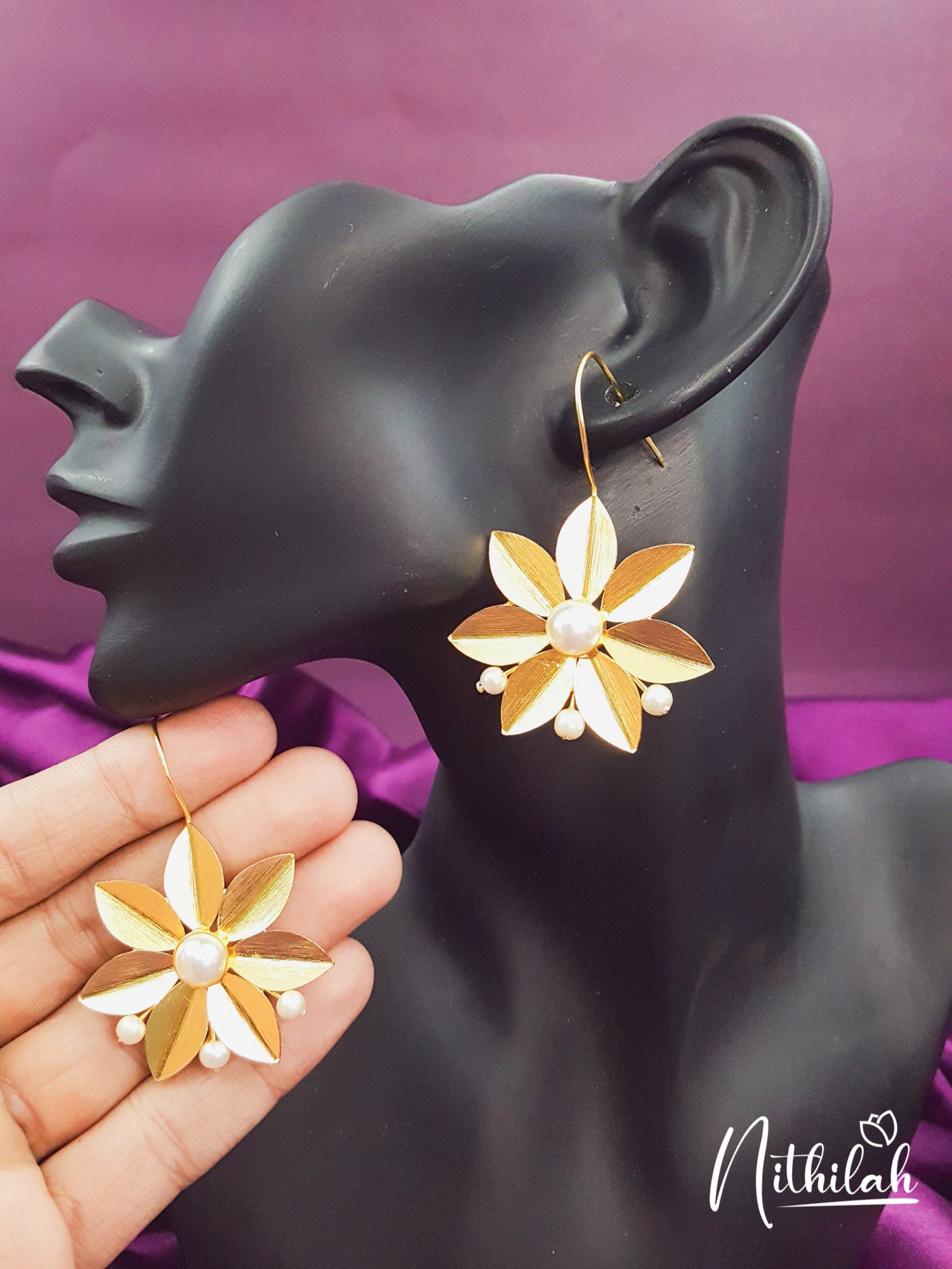 7 Petal Flower Design Earrings