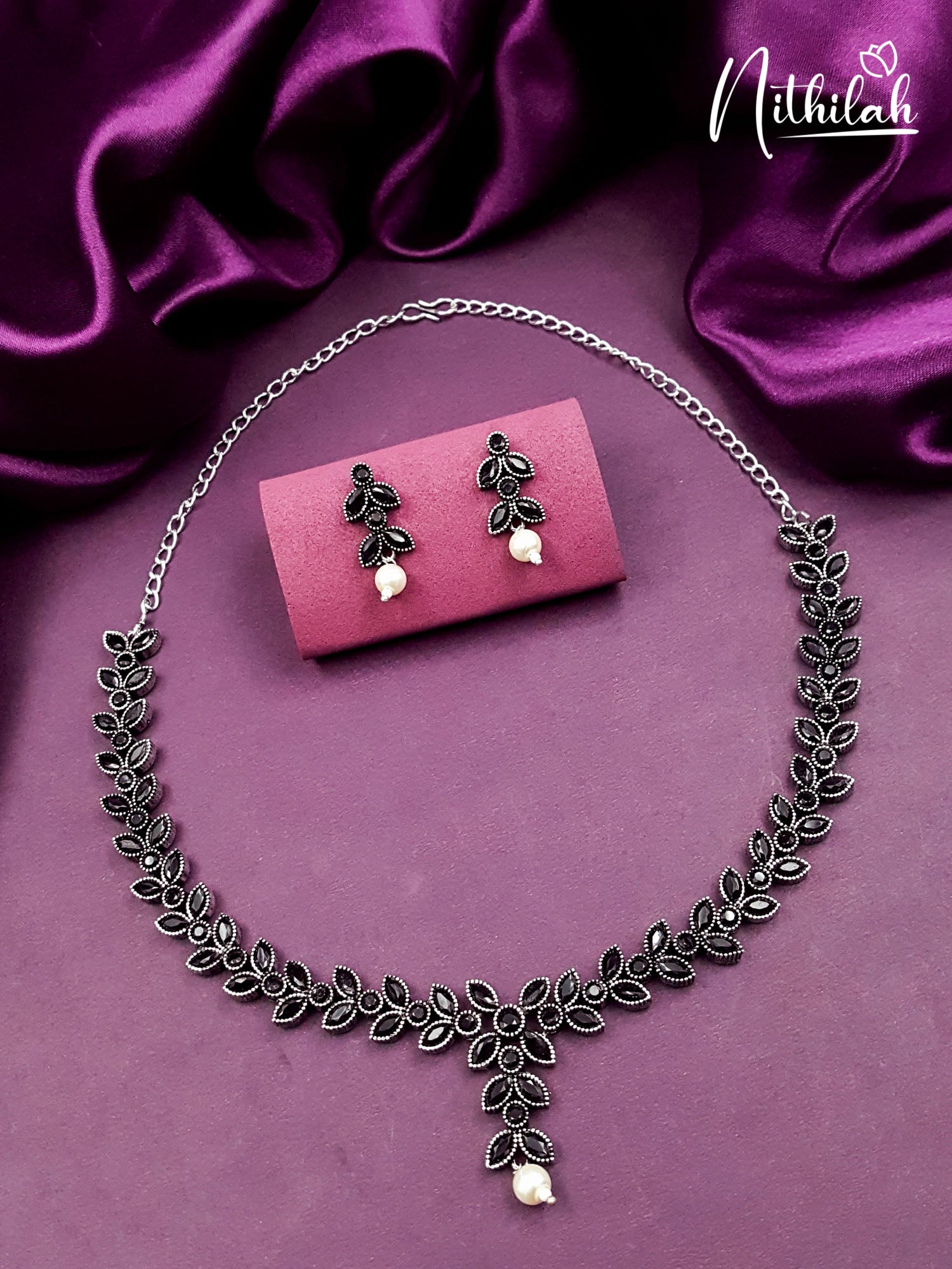 Leaf Chain Oxidised Necklace - Black