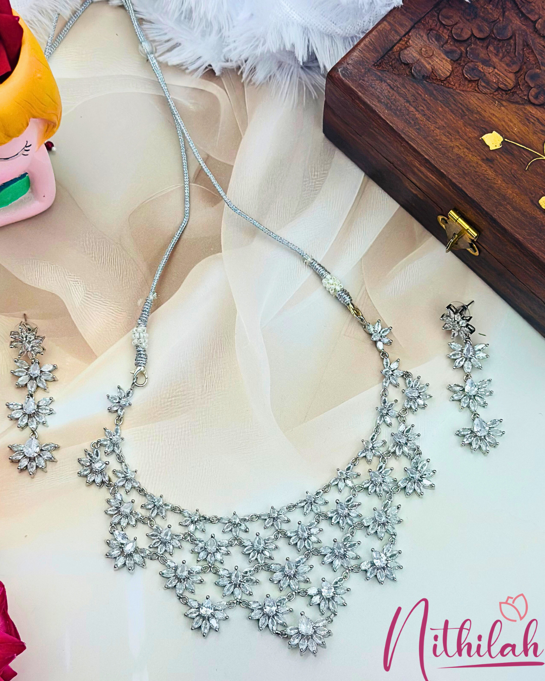 Silver toned Floral AD Necklace
