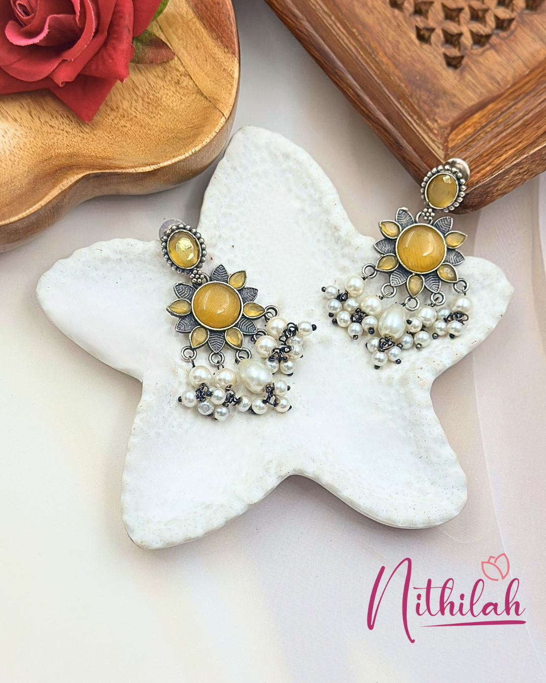 Oxidised Silver-Plated Dangler Earring with Monalisa Stone