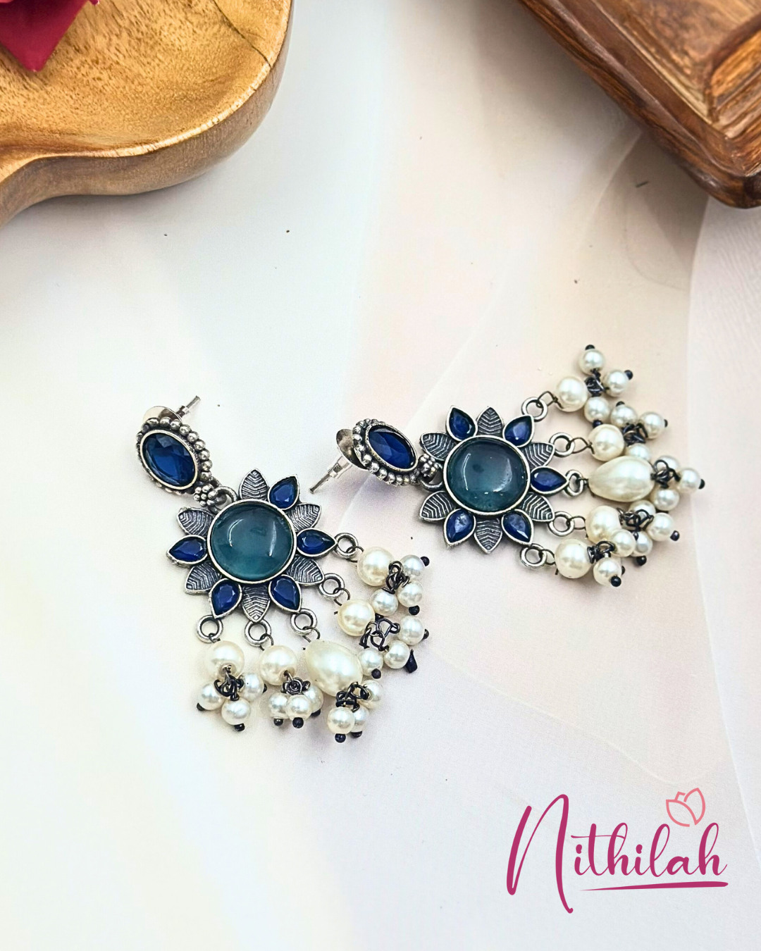 Oxidised Silver-Plated Dangler Earring with Monalisa Stone