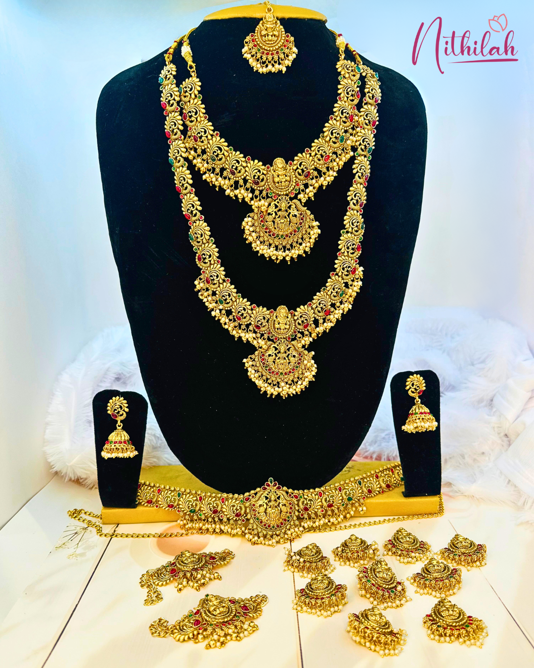 Lakshmi Royale Antique Bridal Set
