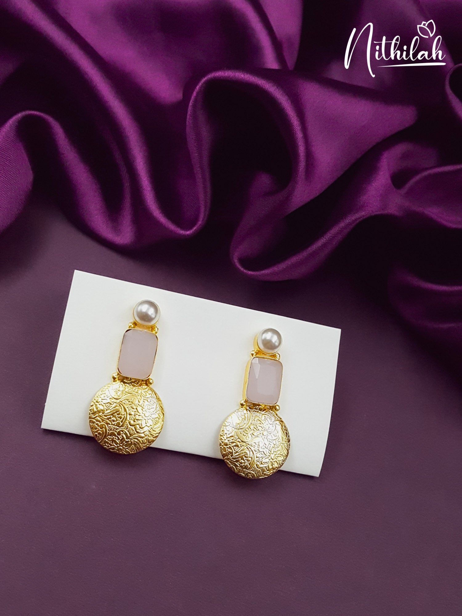 Pink Quartz Embossed Circle Gold Design Earrings 