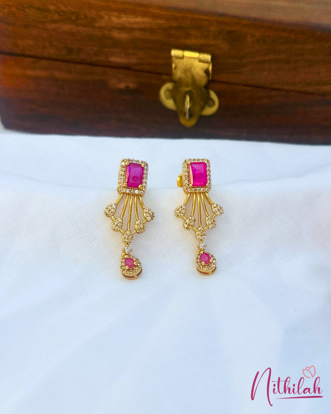 Leaf Design Gold Finish Earring – CZ Stone Party Wear Jewellery Set