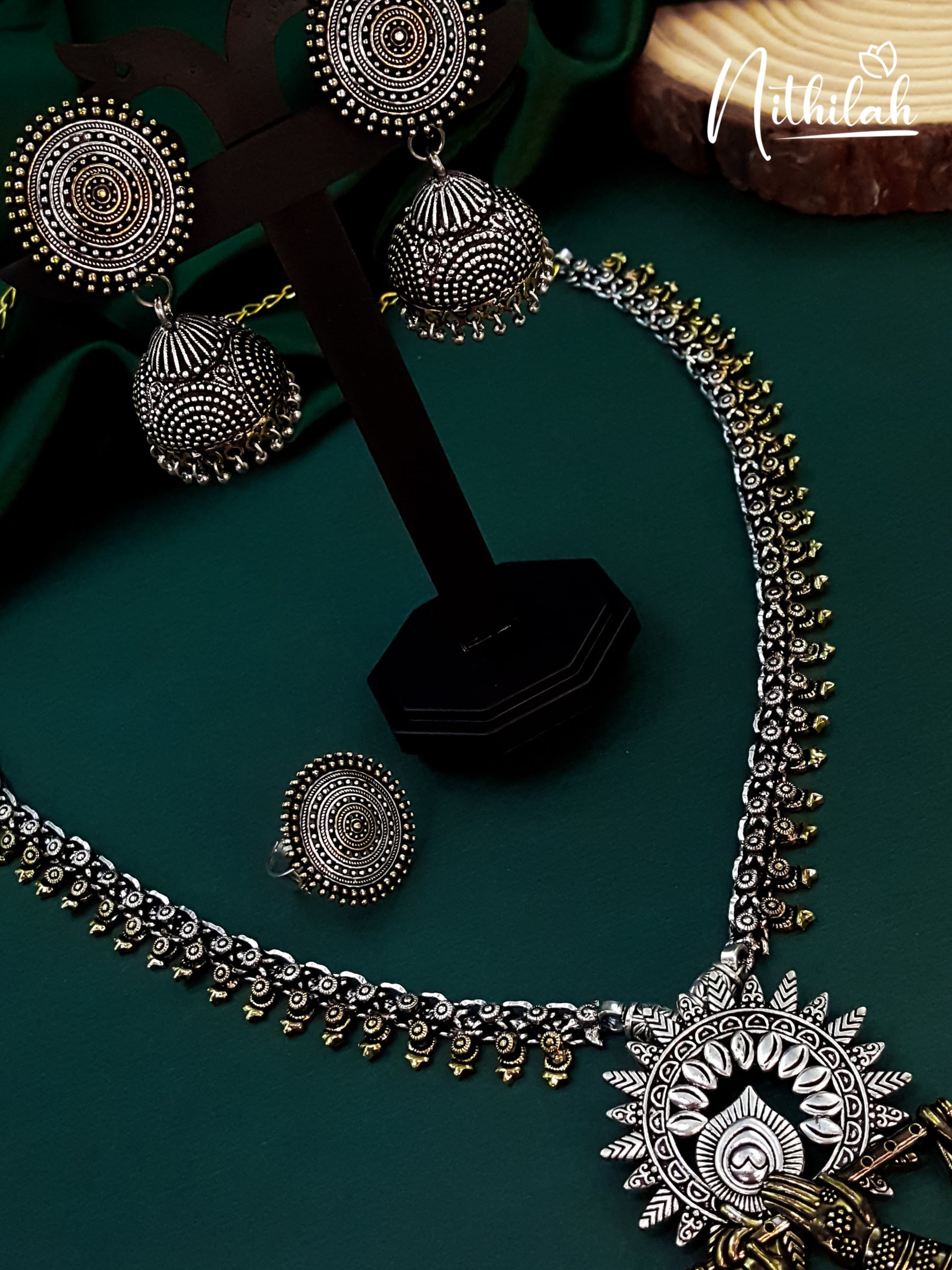 Buy Bansuri Dual Tone Oxidised Jewel Set | Oxidised Jewelry