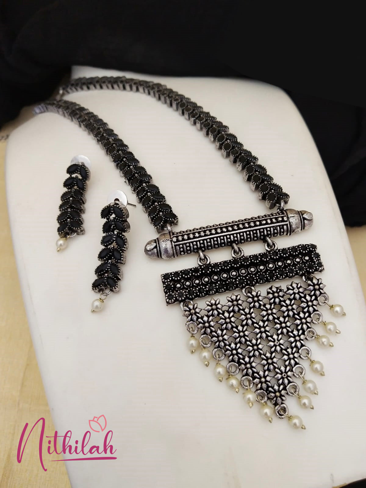 Buy Imitation Jewellery Grape bunch Style Oxidised Short Haram- Black NSKH121 Online