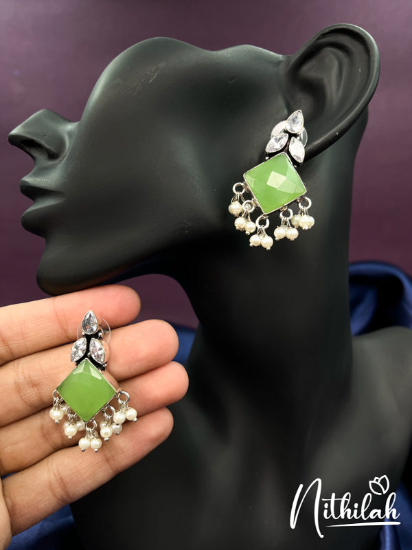 Diamond Stone Green Oxidised Earrings N17E134