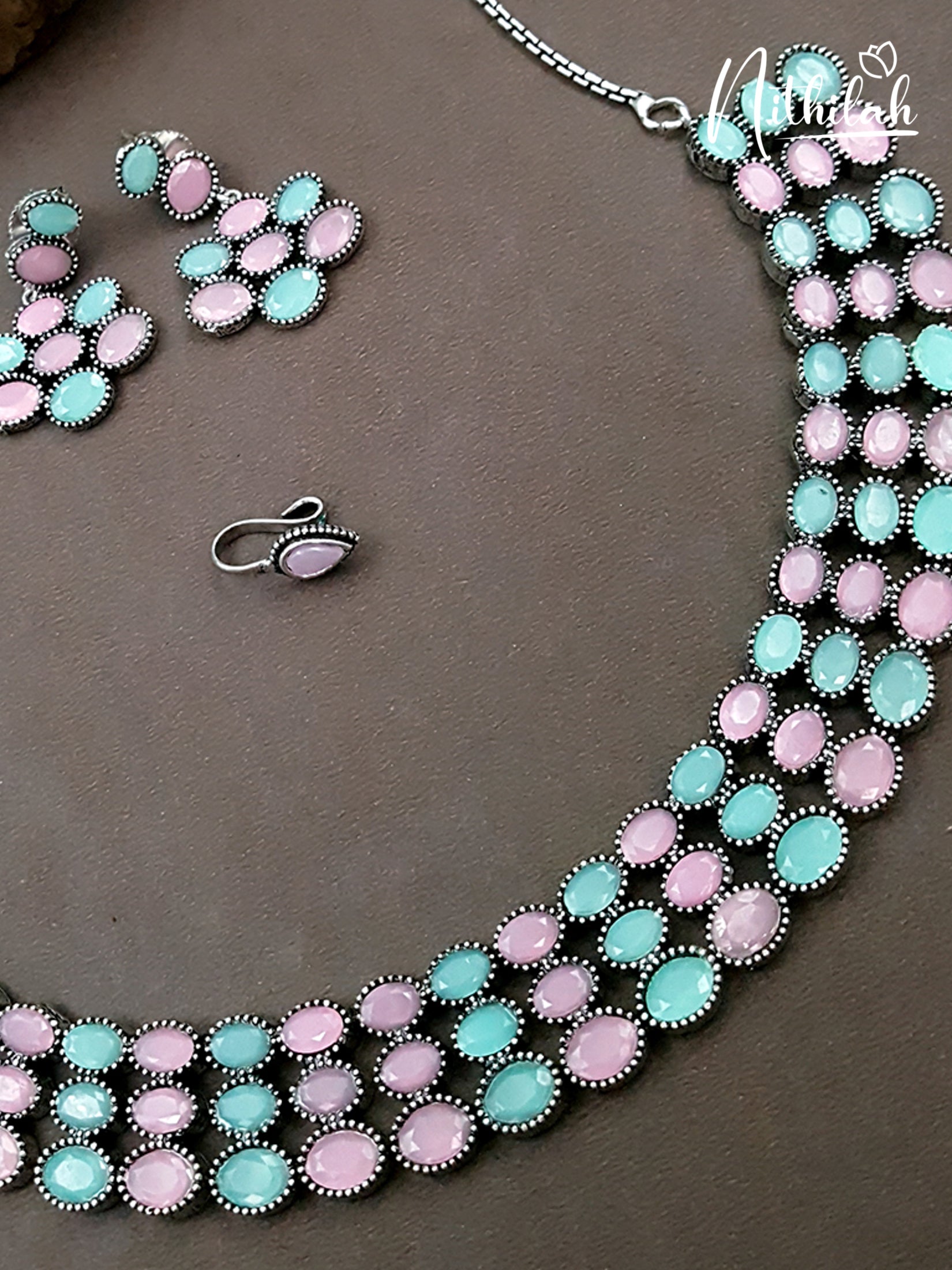 OVAL OXIDISED SILVER NECKLACE - PINK AND MINT