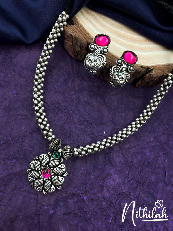Thushi Peacock Pink Stone Oxidised Necklace N21N123